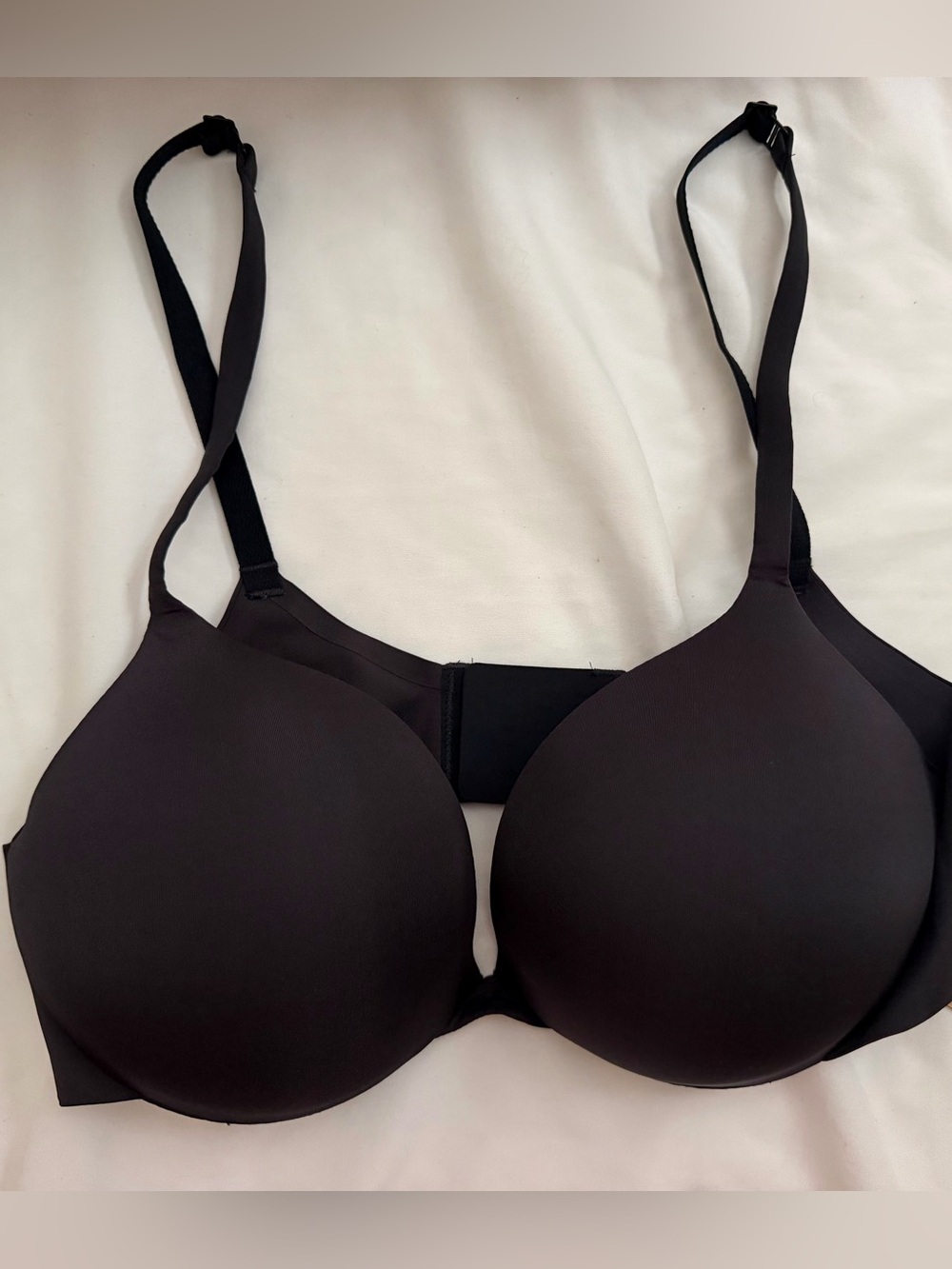 SKIMS Smooth T-Shirt Bra in Black
